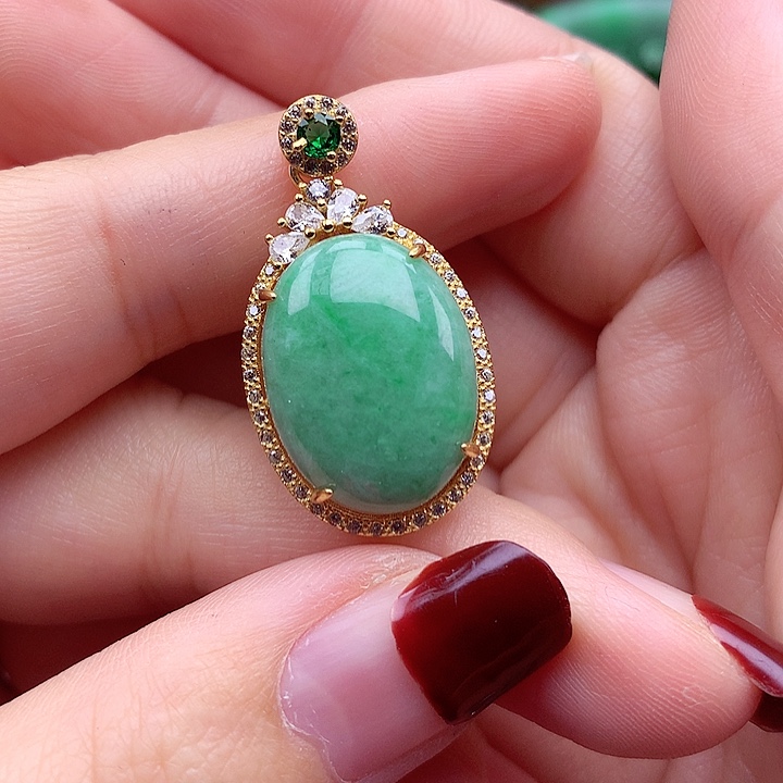 翡翠颈饰银S925镶嵌翡翠