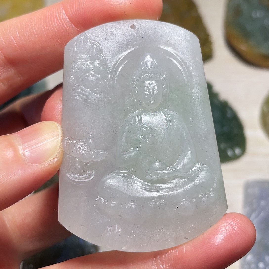 定制翡翠未镶嵌挂件