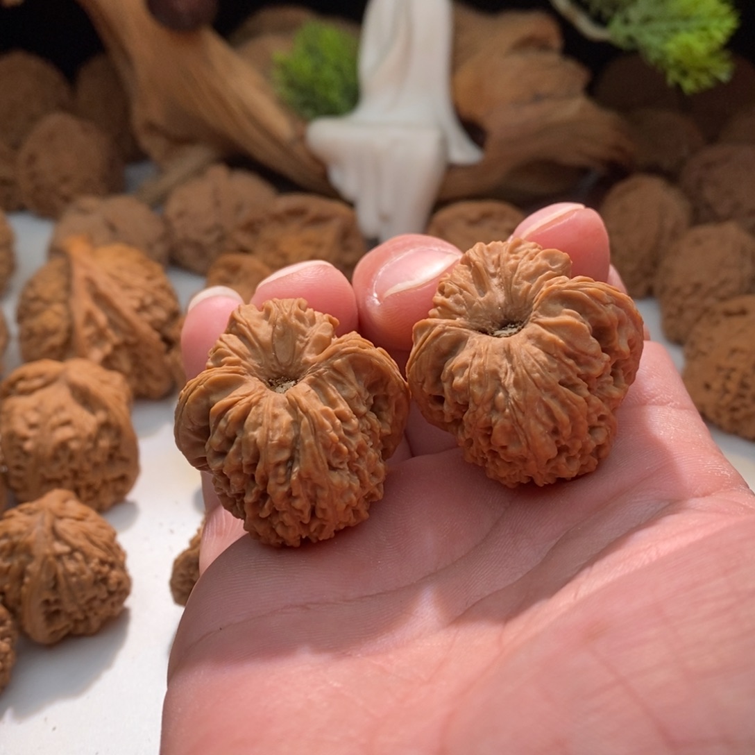 把件文玩核桃凹底高炮拉丝南将36