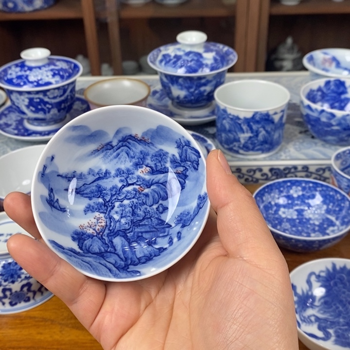 青花手绘山水普洱杯