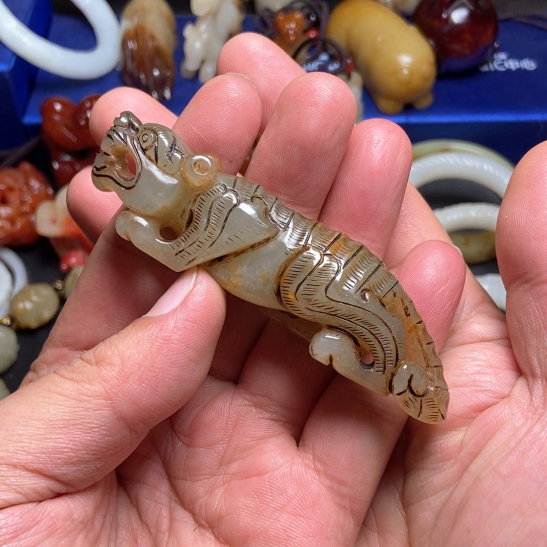 和田玉挂件未镶嵌