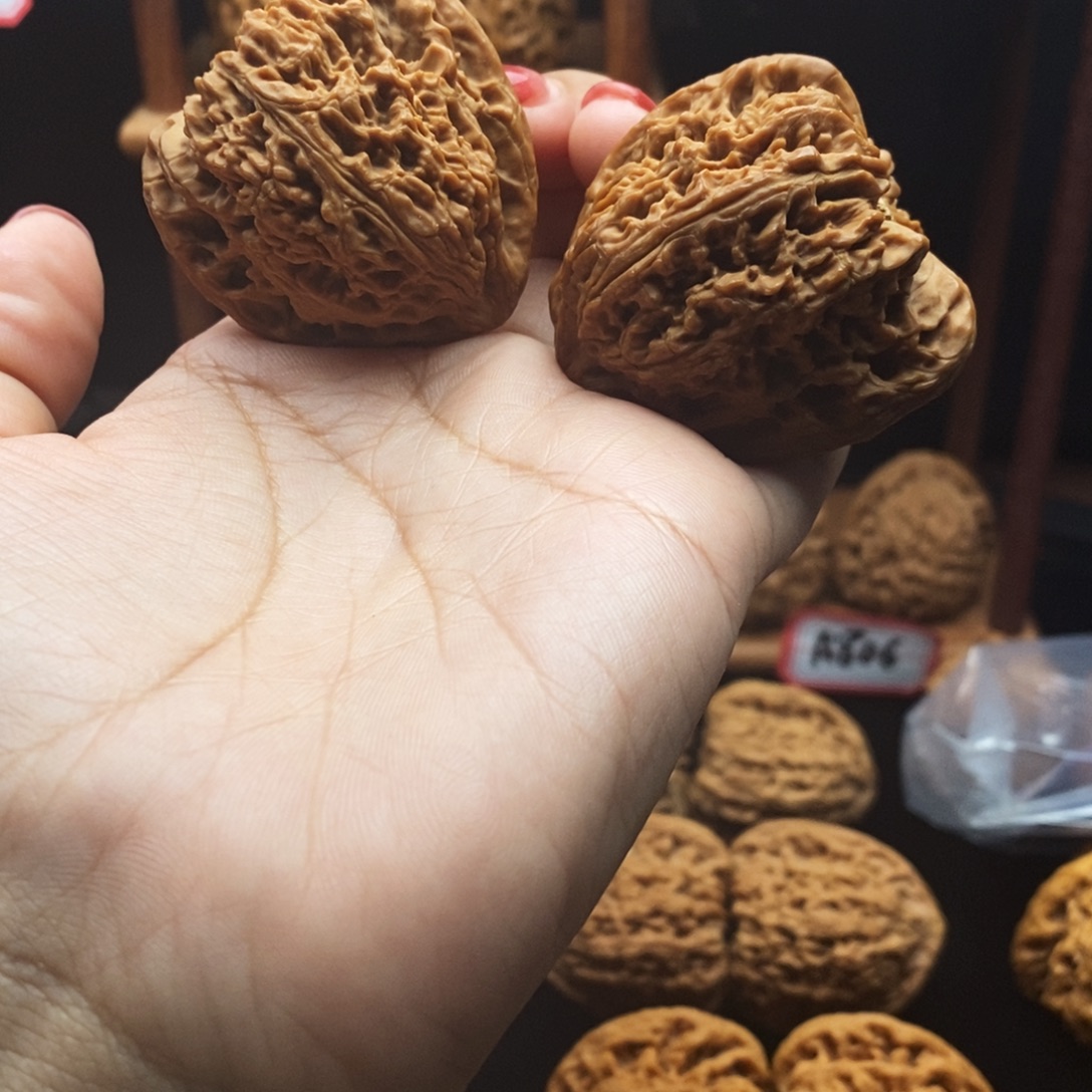 文玩核桃吊坠南疆天残