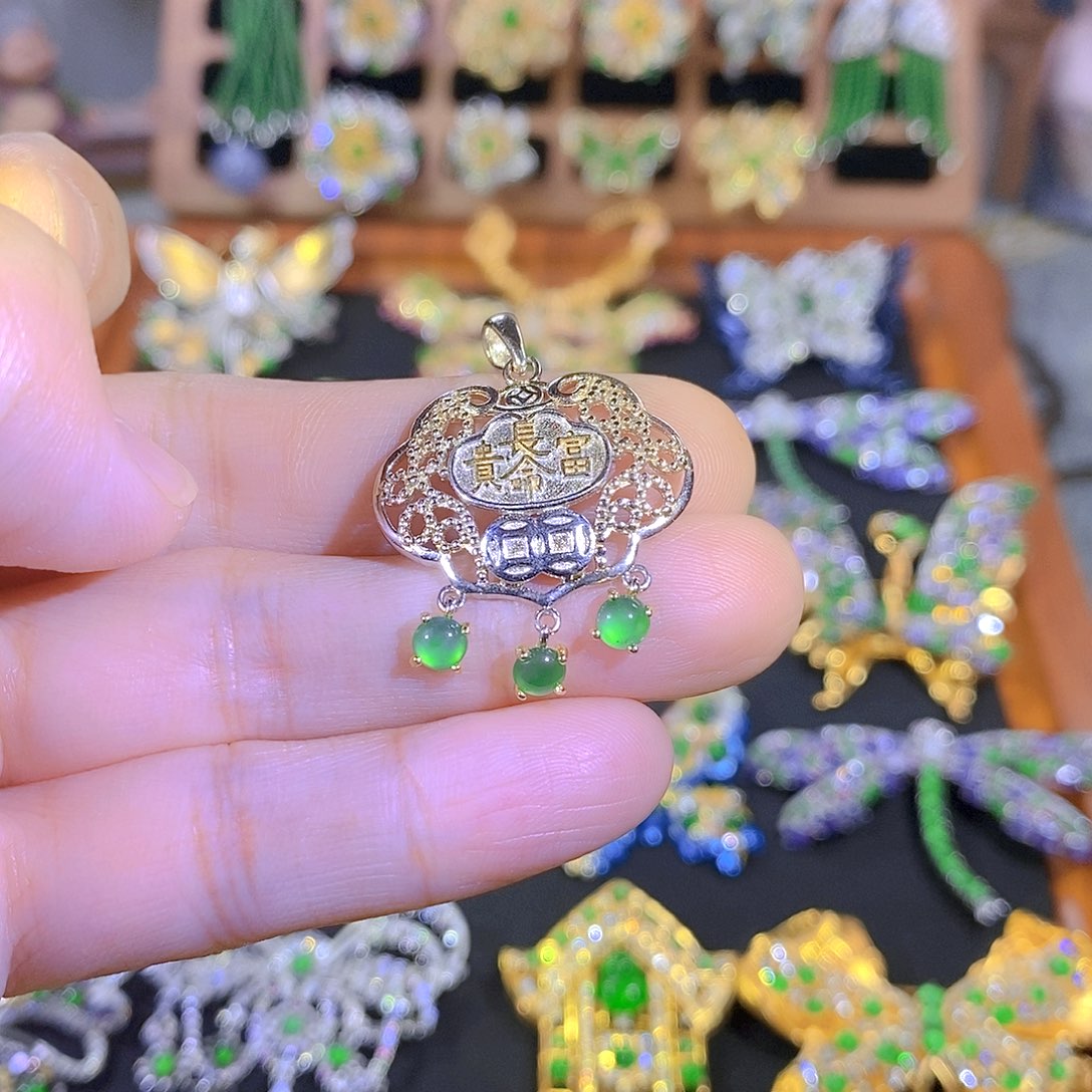 吊坠(不含链)银S925镶嵌翡翠