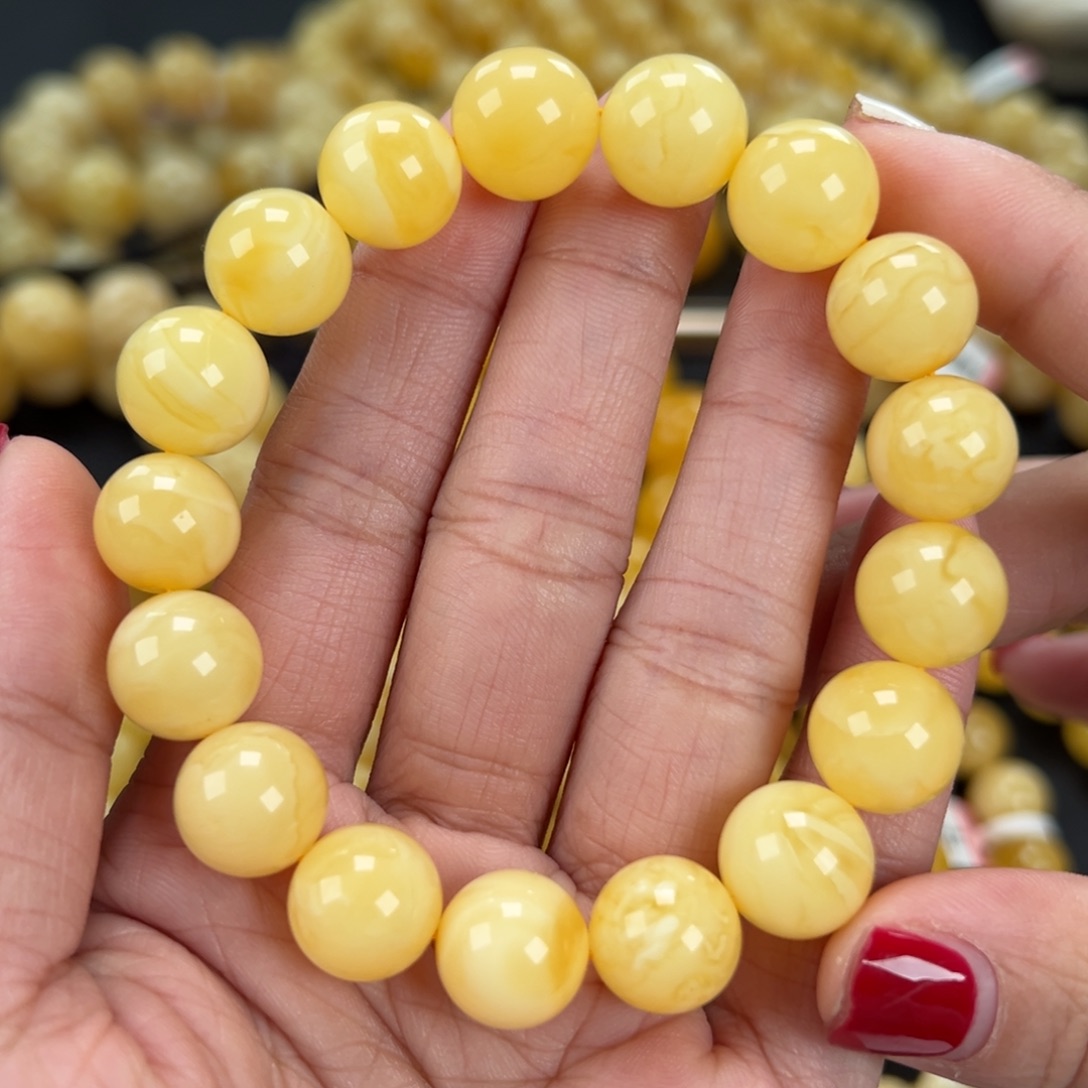 琥珀未镶嵌手链19.2克