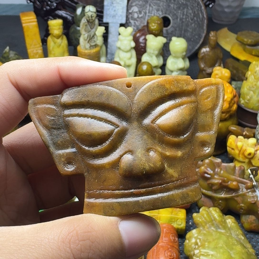 白玉菩提吊坠。。。