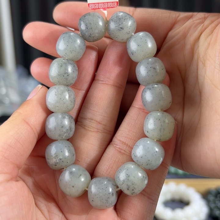 和田玉手串未镶嵌新疆山料点墨青花卡14老型珠