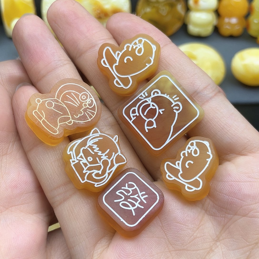 琥珀裸石未镶嵌?****、蜜蜡