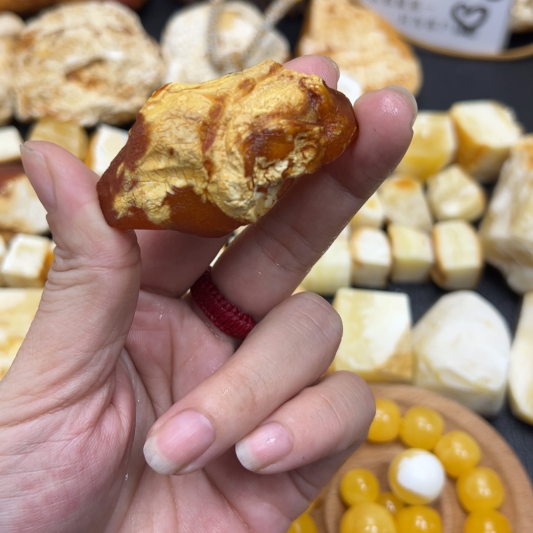 定制琥珀未镶嵌木**西蜜蜡