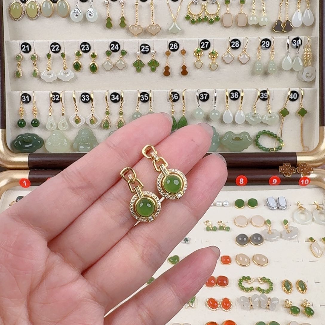 银S925镶嵌和田玉耳饰