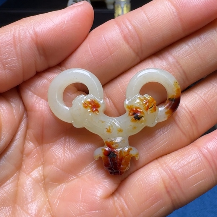 和田玉（糖玉）挂件未镶嵌