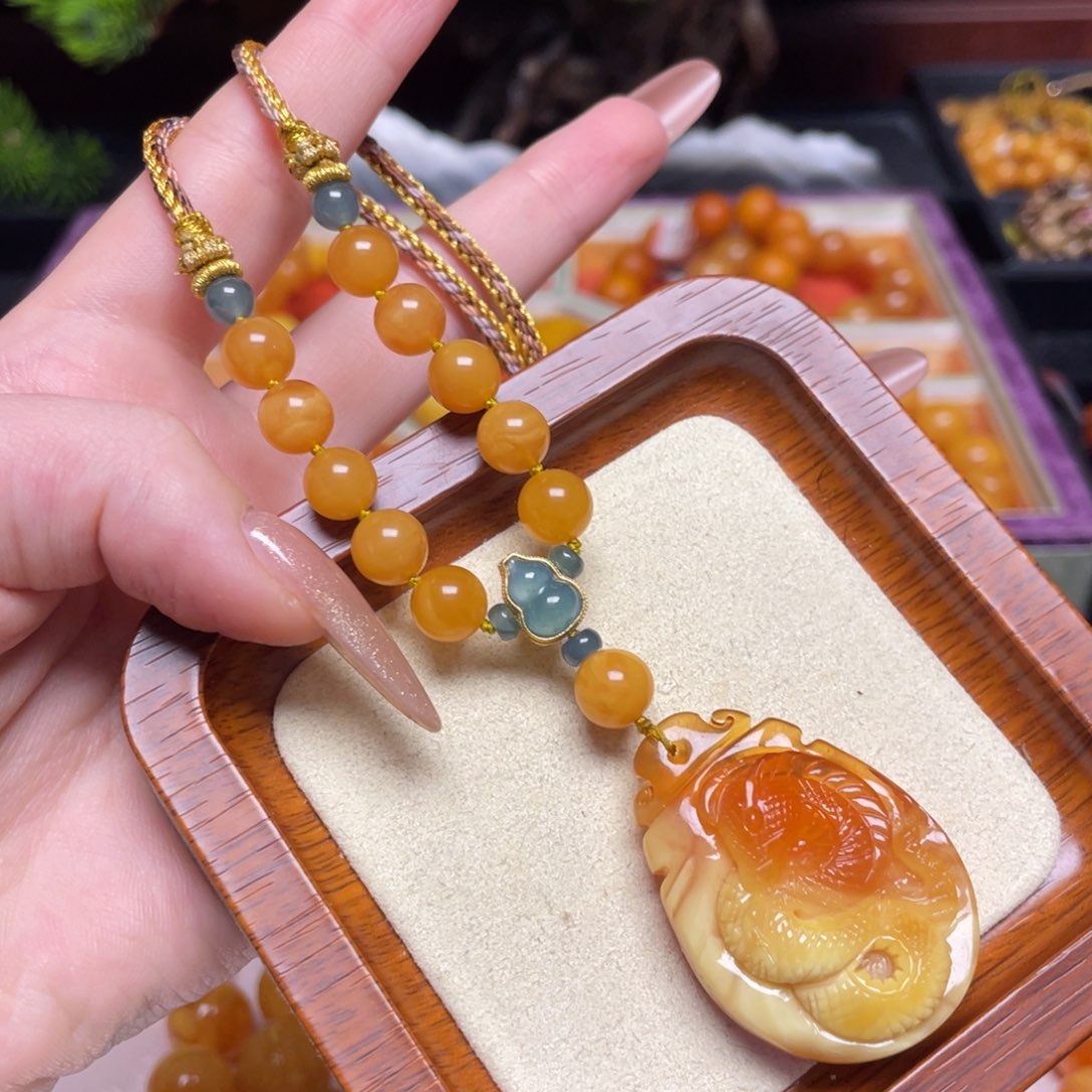 蜜蜡颈饰未镶嵌项链