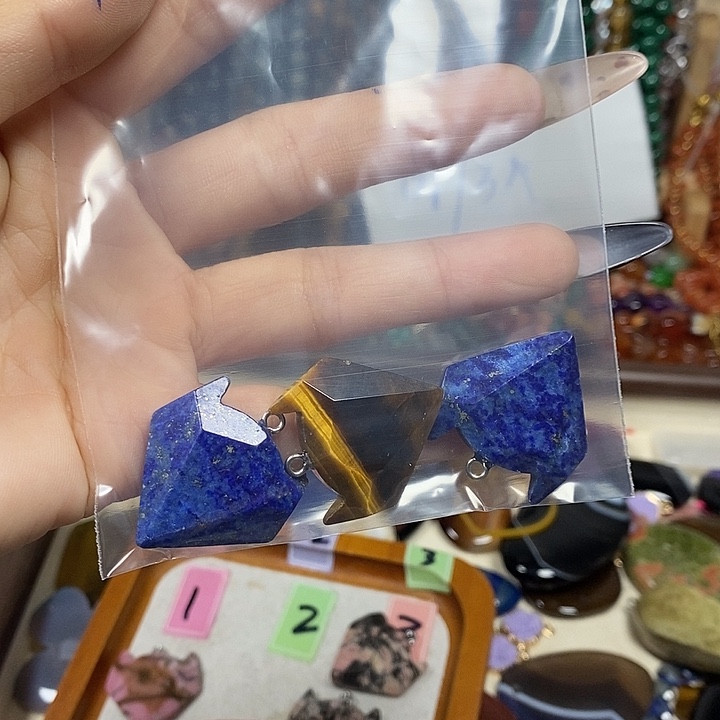 顾***】玛瑙/玉髓未镶嵌珠宝半成品