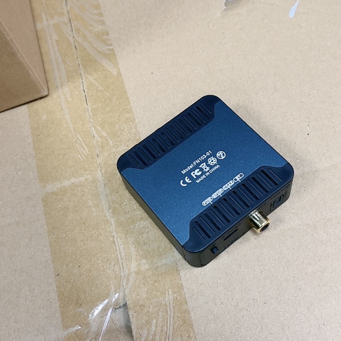 【闪购商品】95新音频转换器