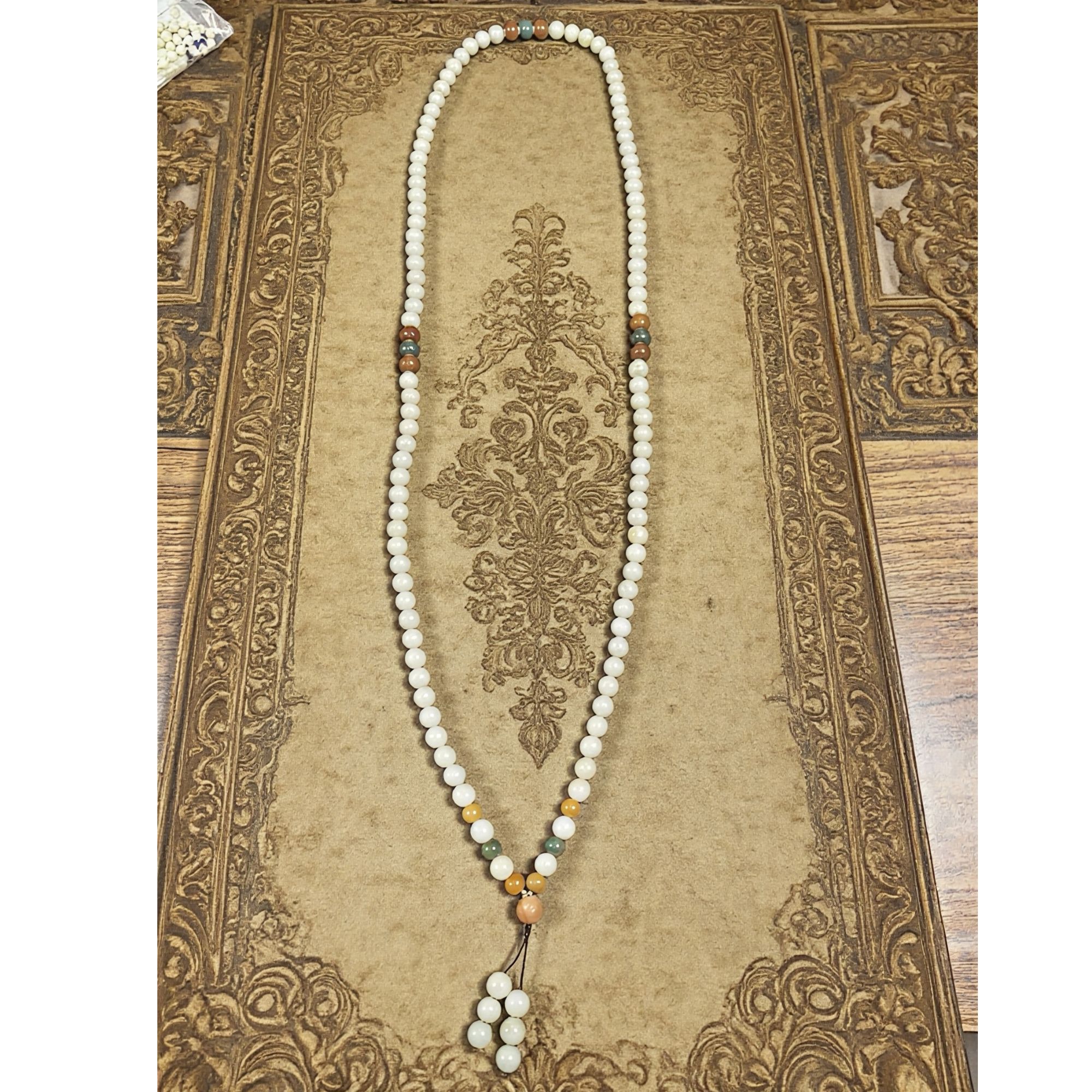 【龍帝专属】辽玉龙冰纹双生玉料卡10圆珠108粒（多样性发货一个）F93