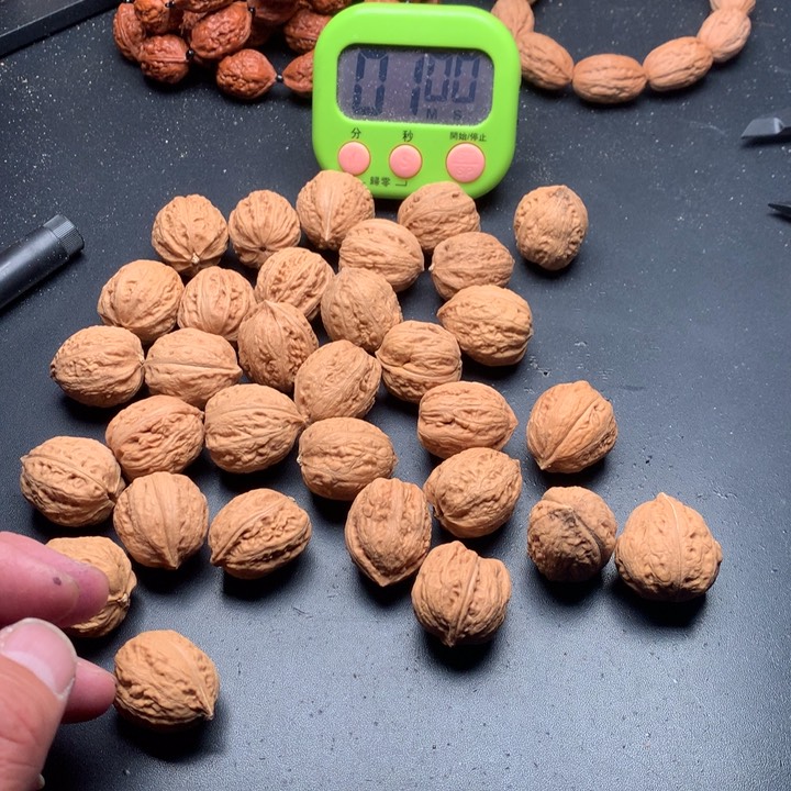 文玩核桃吊坠闪**玩野生精品小核桃散籽