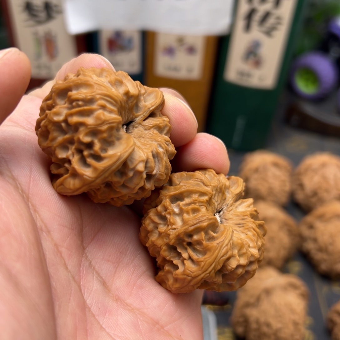 文玩核桃把件38.8龙门涧深凹底