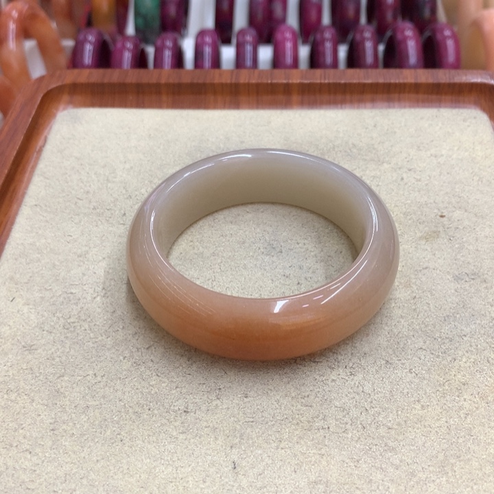 石英质玉手镯未镶嵌微瑕不退换