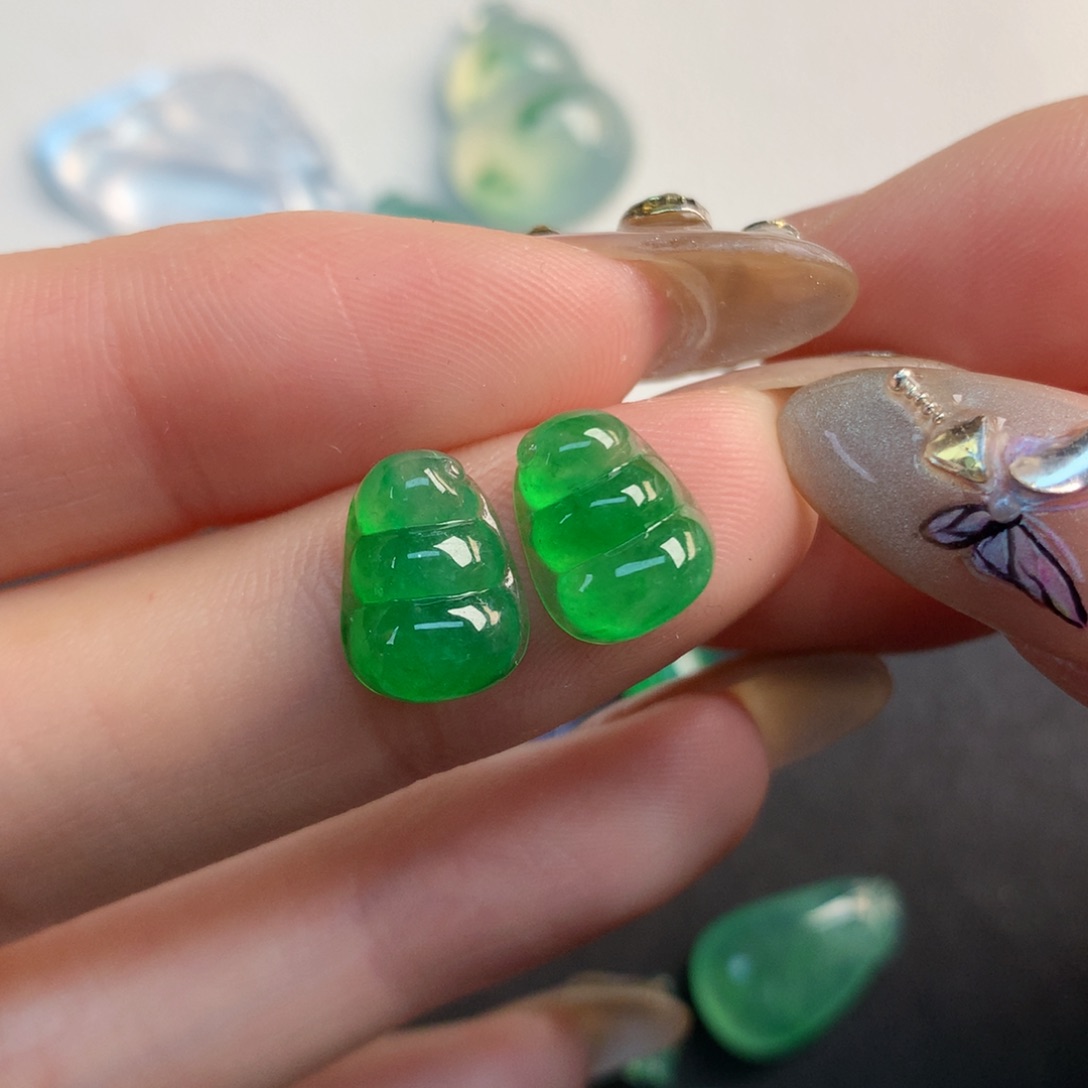 翡翠裸石11.36/8.45/4.08