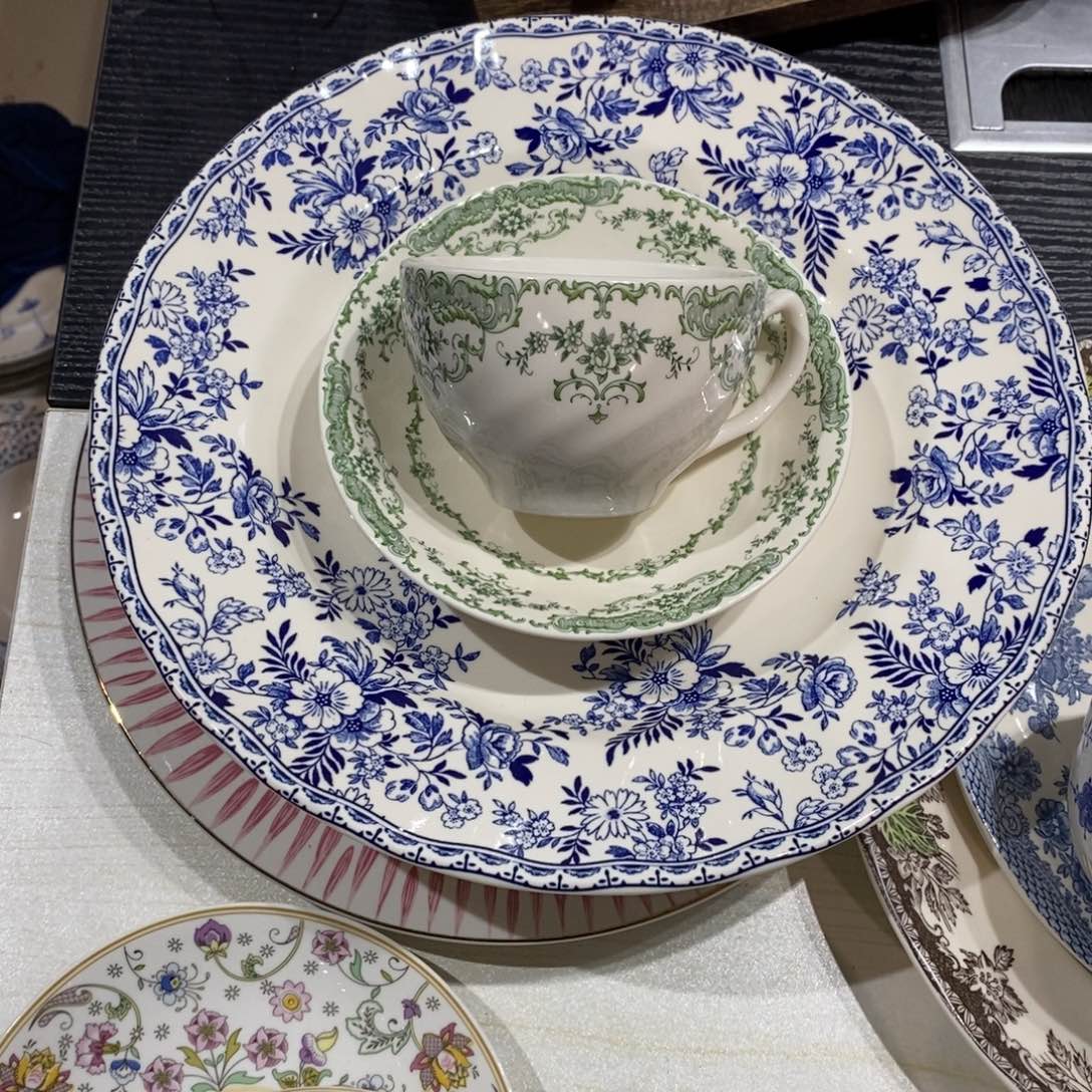 瓷微瑕绿色咖啡杯碟