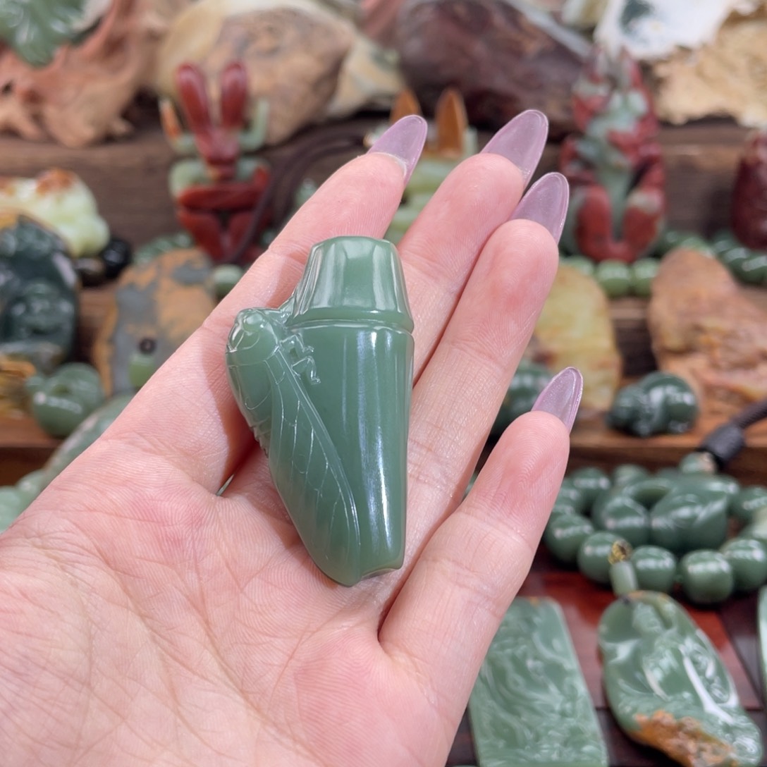 岫岩老玉（透闪石质玉）颈饰未镶嵌林*