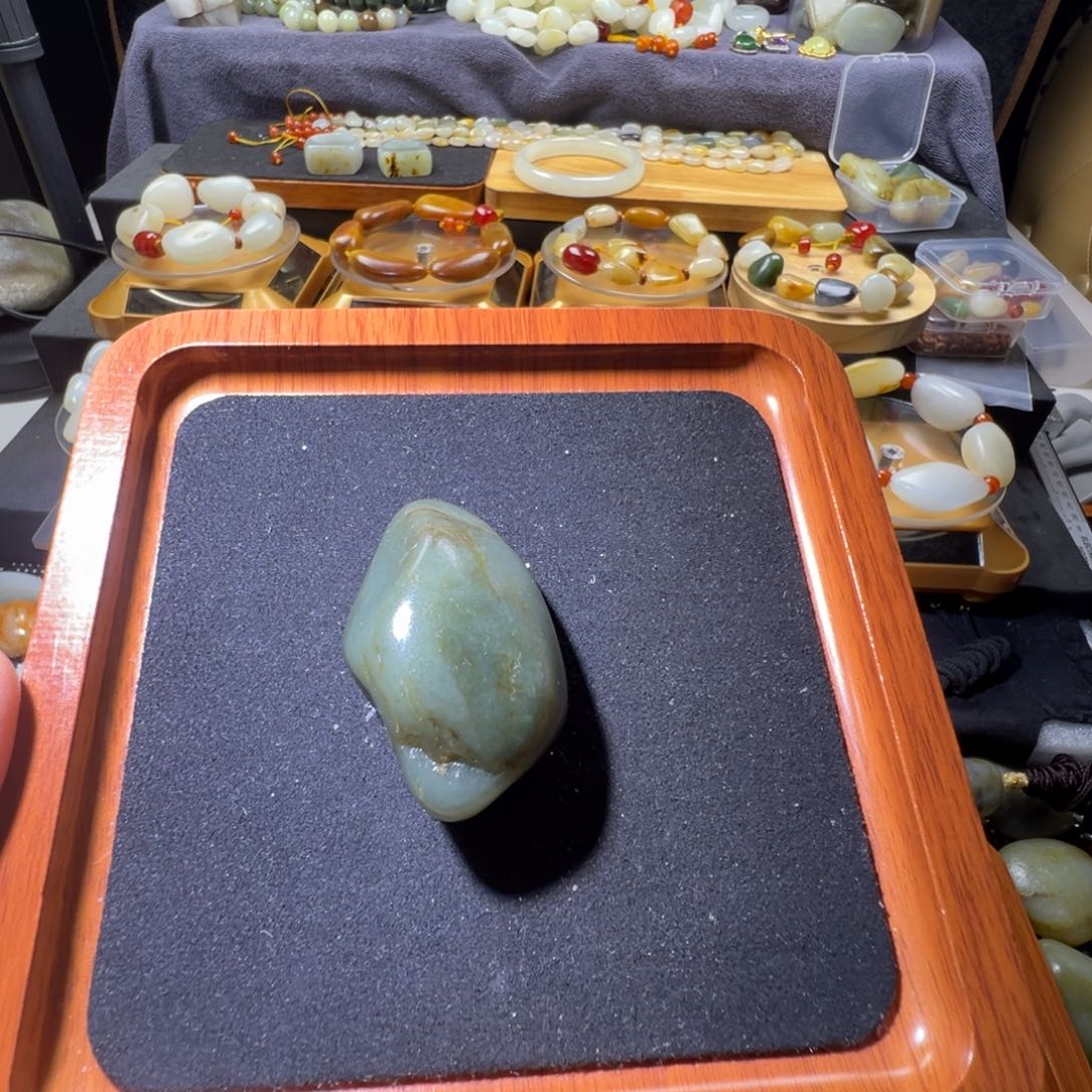 黄***鹂和田玉未镶嵌把件