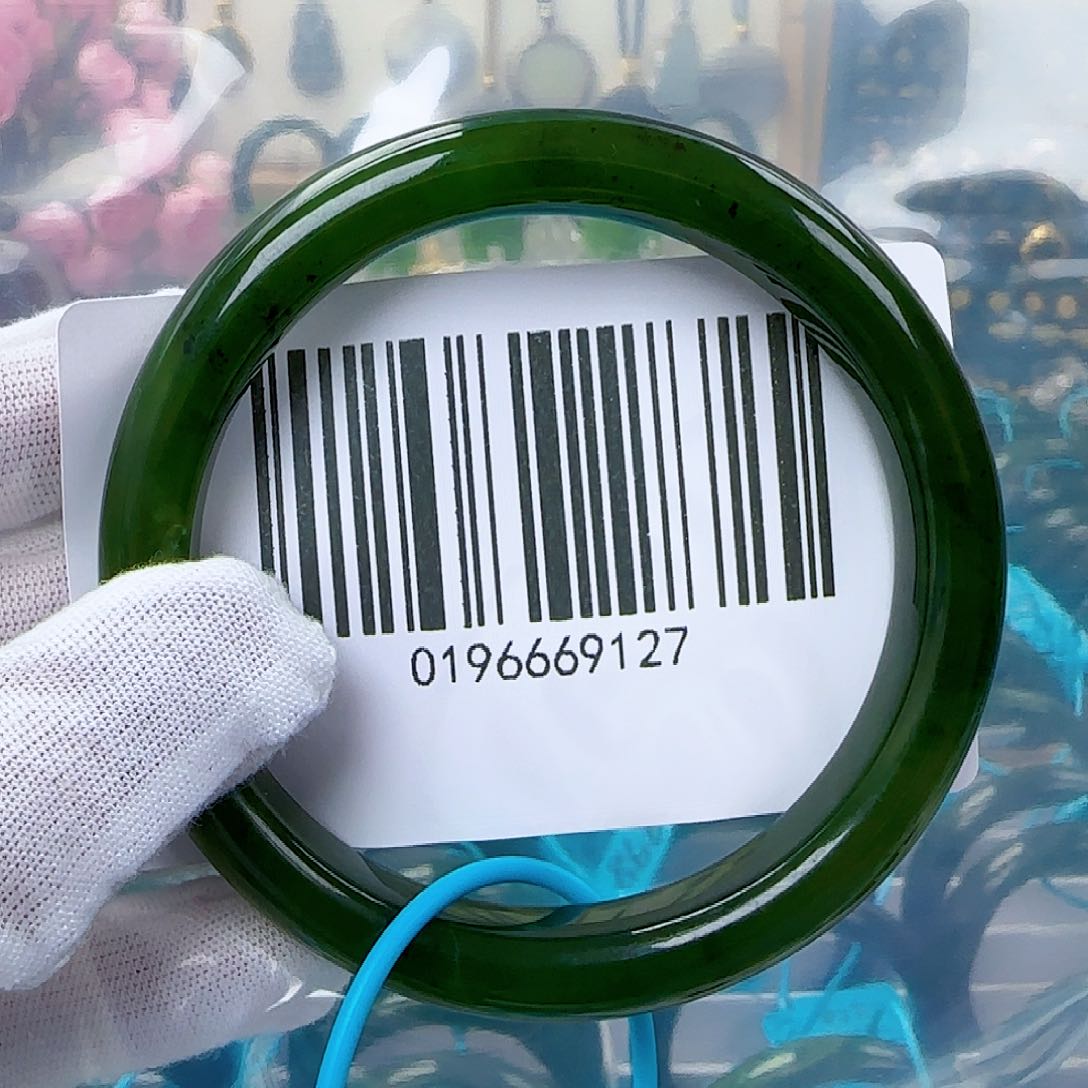 和田玉（碧玉）手镯未镶嵌包容60