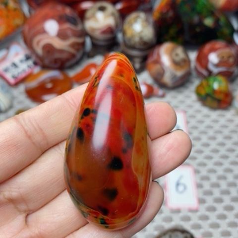 未镶嵌玛瑙/玉髓珠宝奇石山***烽