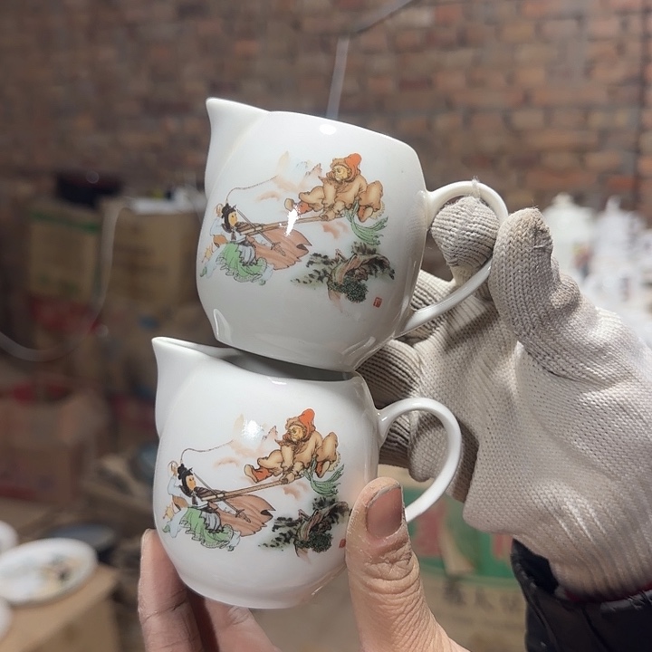 库存微瑕分酒器两个包邮