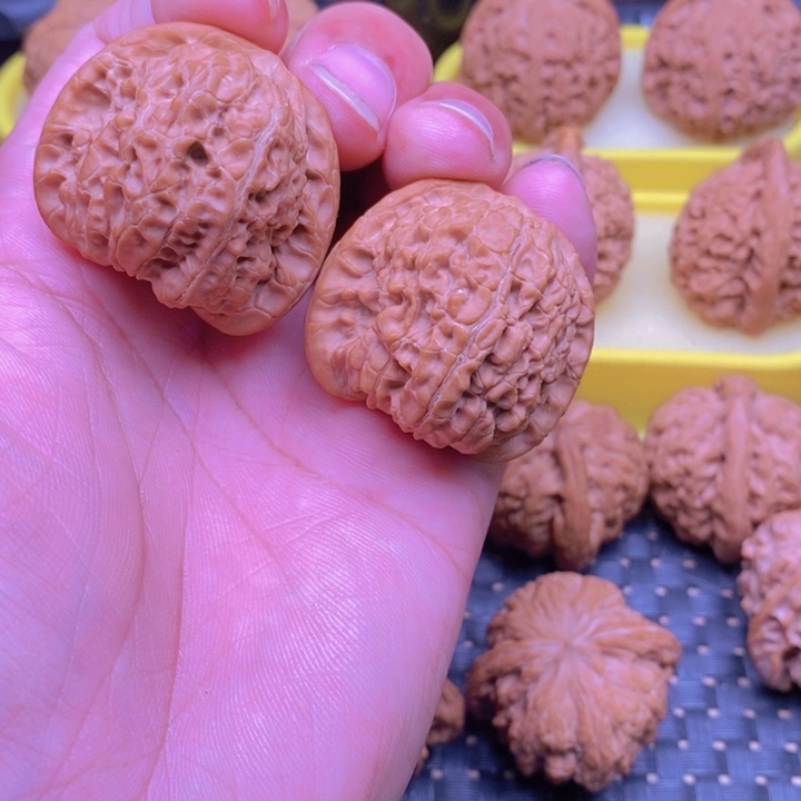 核桃手串/手链?****?血麒麟狮子头38