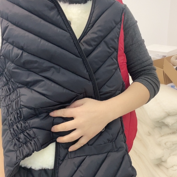 羊羔毛山羊皮黑色三叉马甲保暖舒服