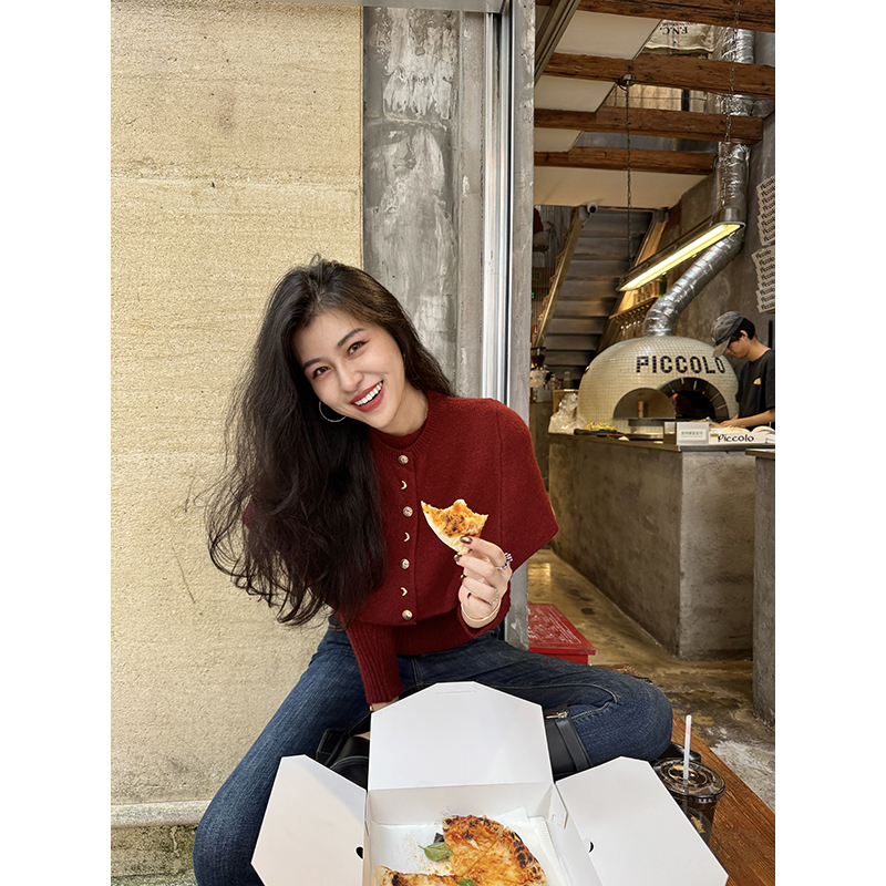 张阿星【柏林甜茶】真两件斗篷秋冬遮肉修身通勤时尚百搭纯色针织衫