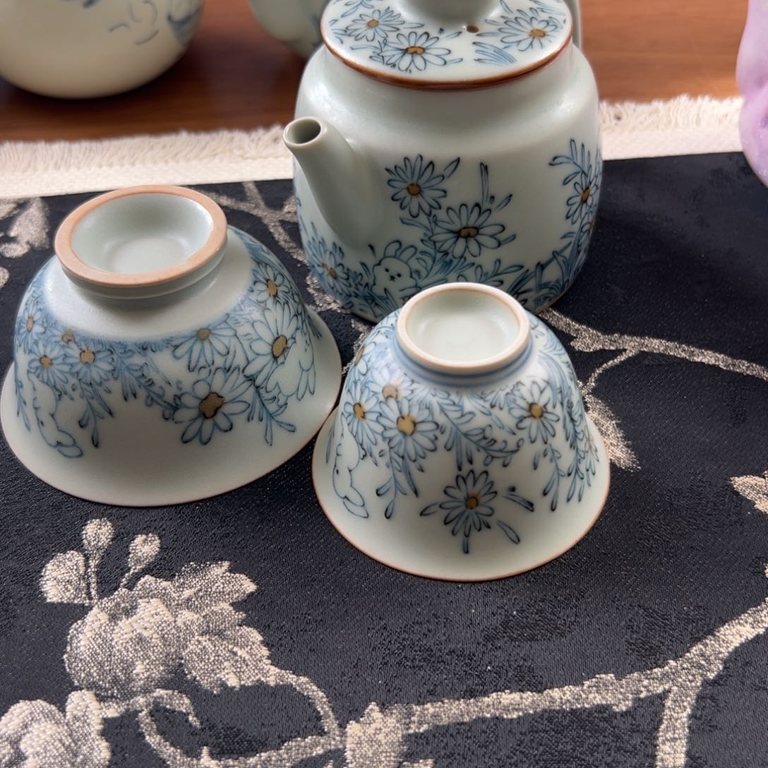 茶具的设计和制作方法也很