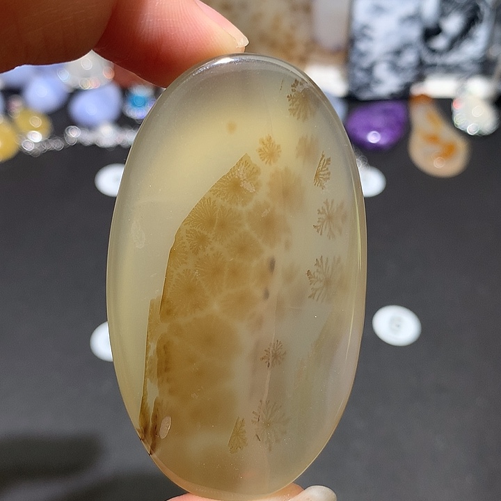 未镶嵌玛瑙/玉髓珠宝奇石