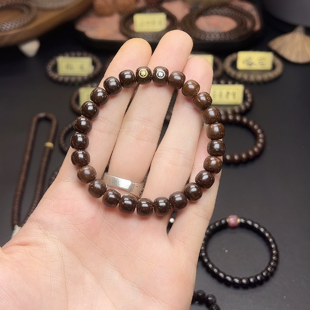 椰蒂手串太**泪98椰蒂老型手串