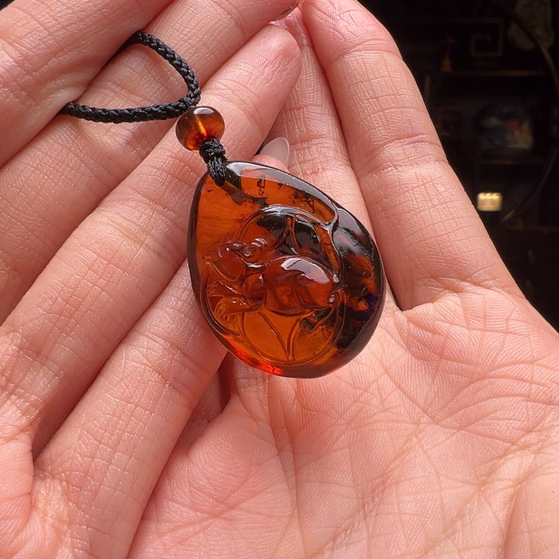 琥珀裸石未镶嵌抚顺琥珀30296