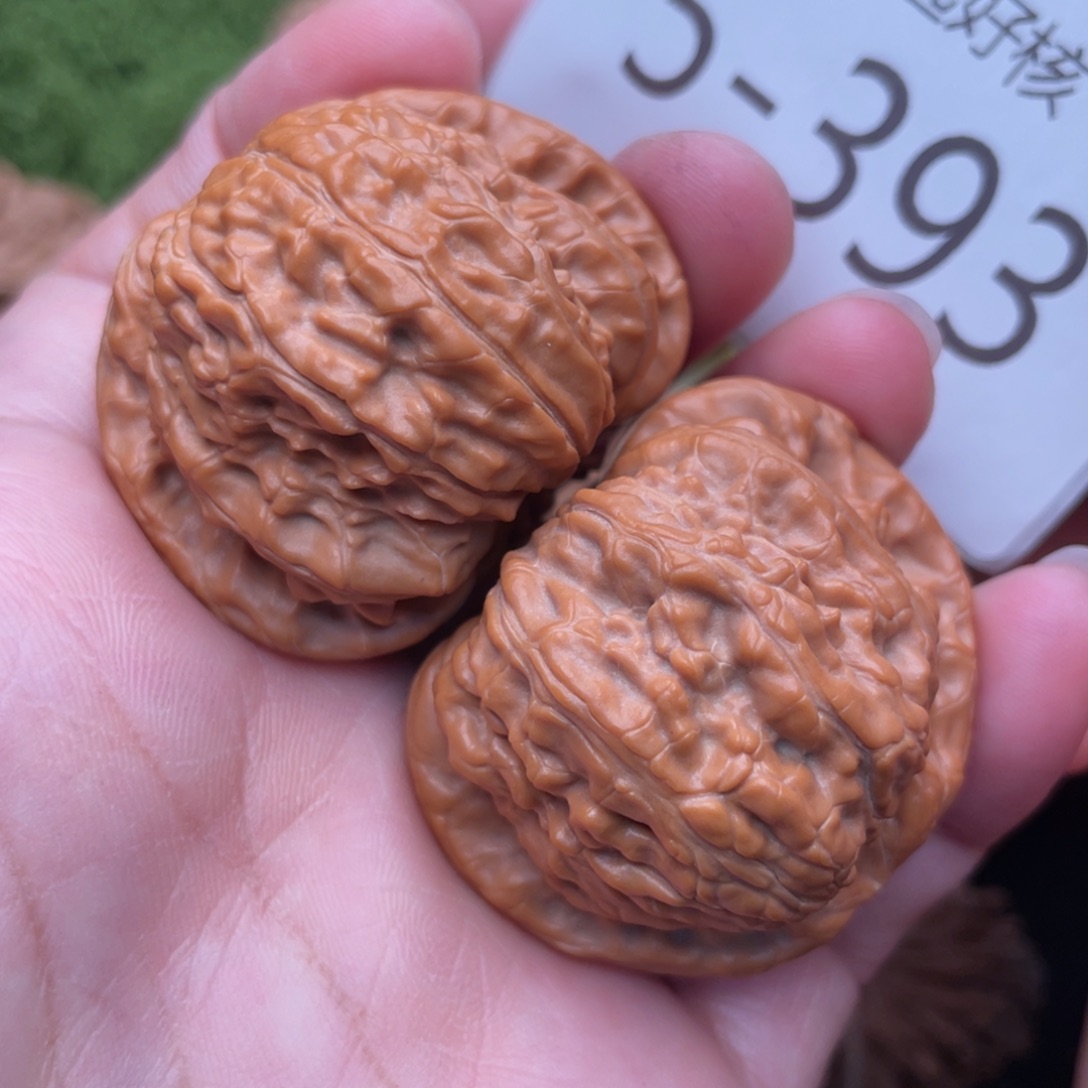 文玩核桃把件白狮子42