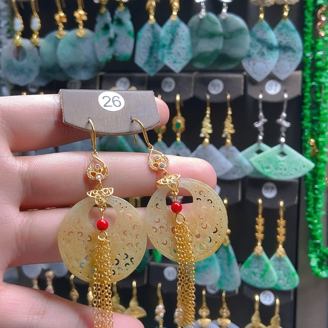 翡翠未镶嵌耳饰翡翠