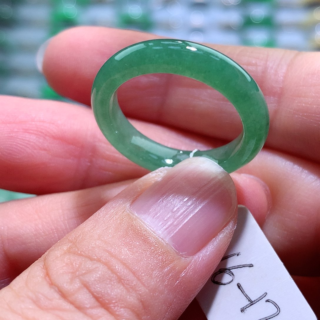 翡翠戒指未镶嵌16-17号