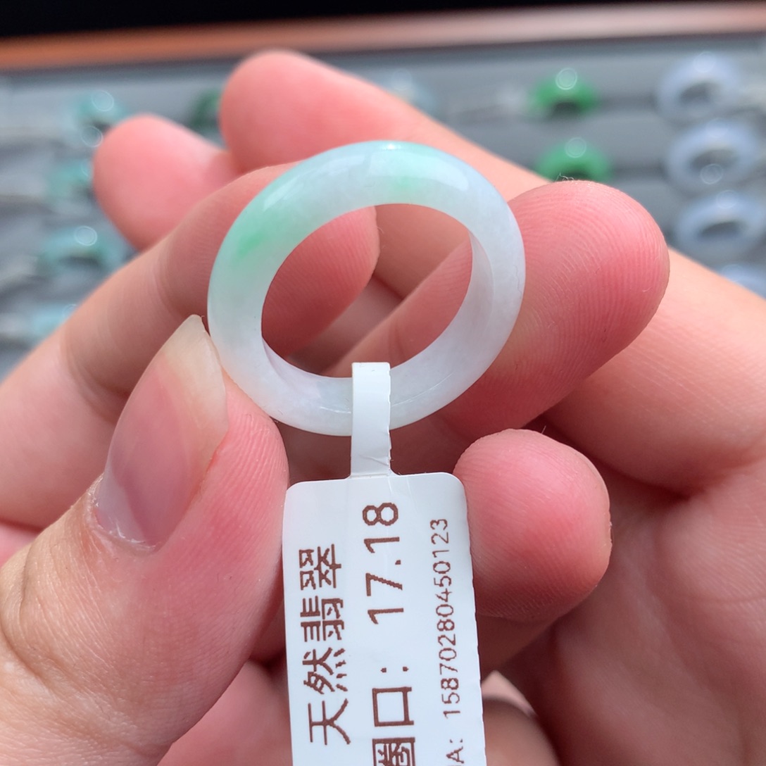 翡翠戒指未镶嵌天然