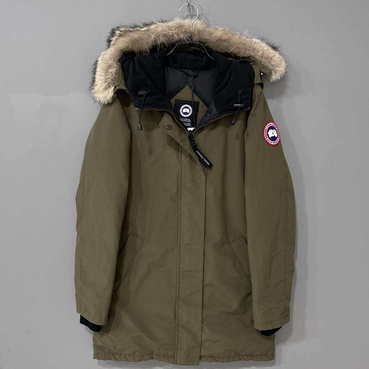 99新 CANADA GOOSE 棕色派克毛领羽绒服 Canada Goose /M码/20129