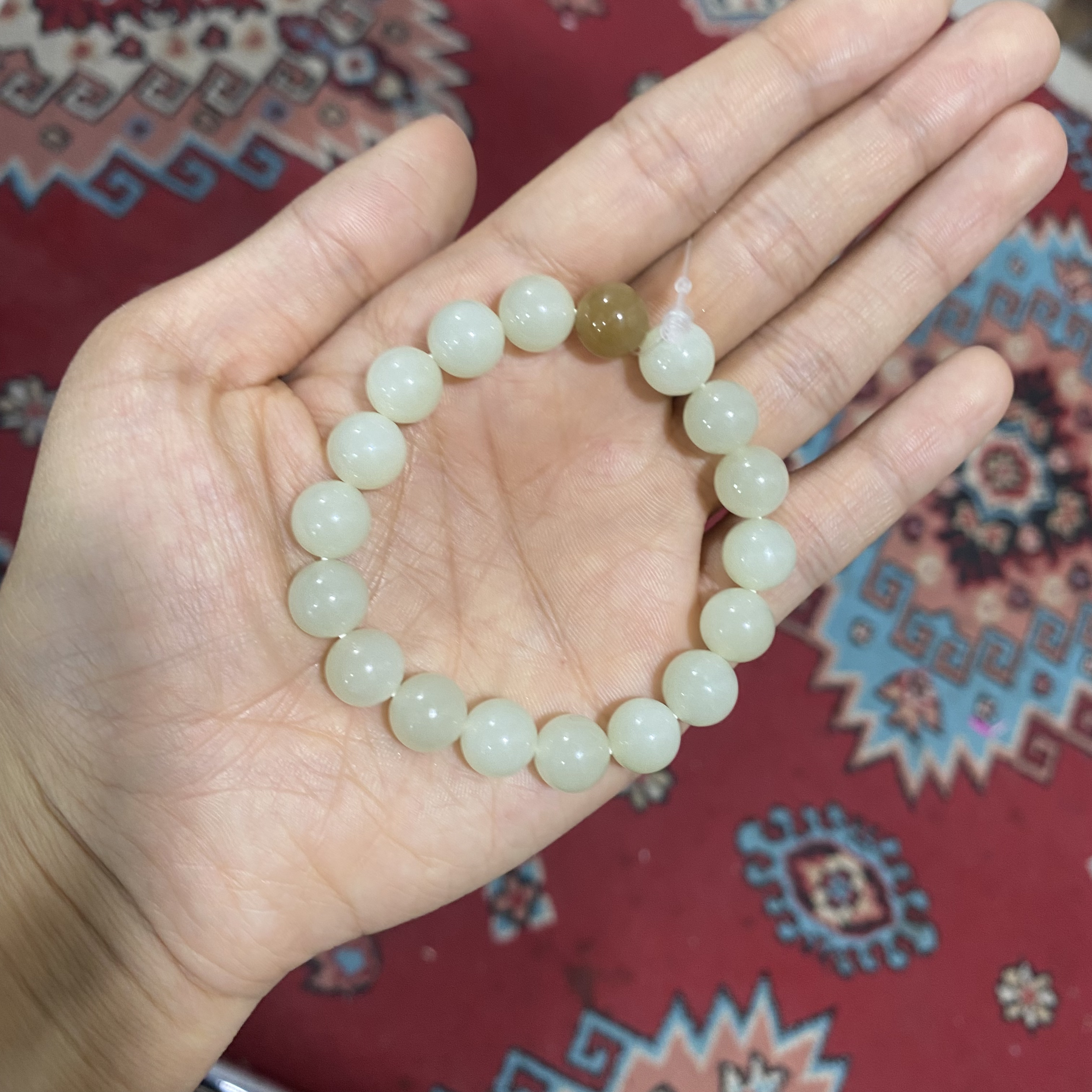 且末微色差迪克兰卡10手串