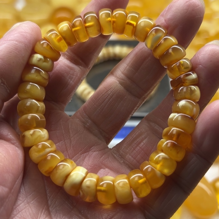 琥珀（矿物珀）未镶嵌裸石