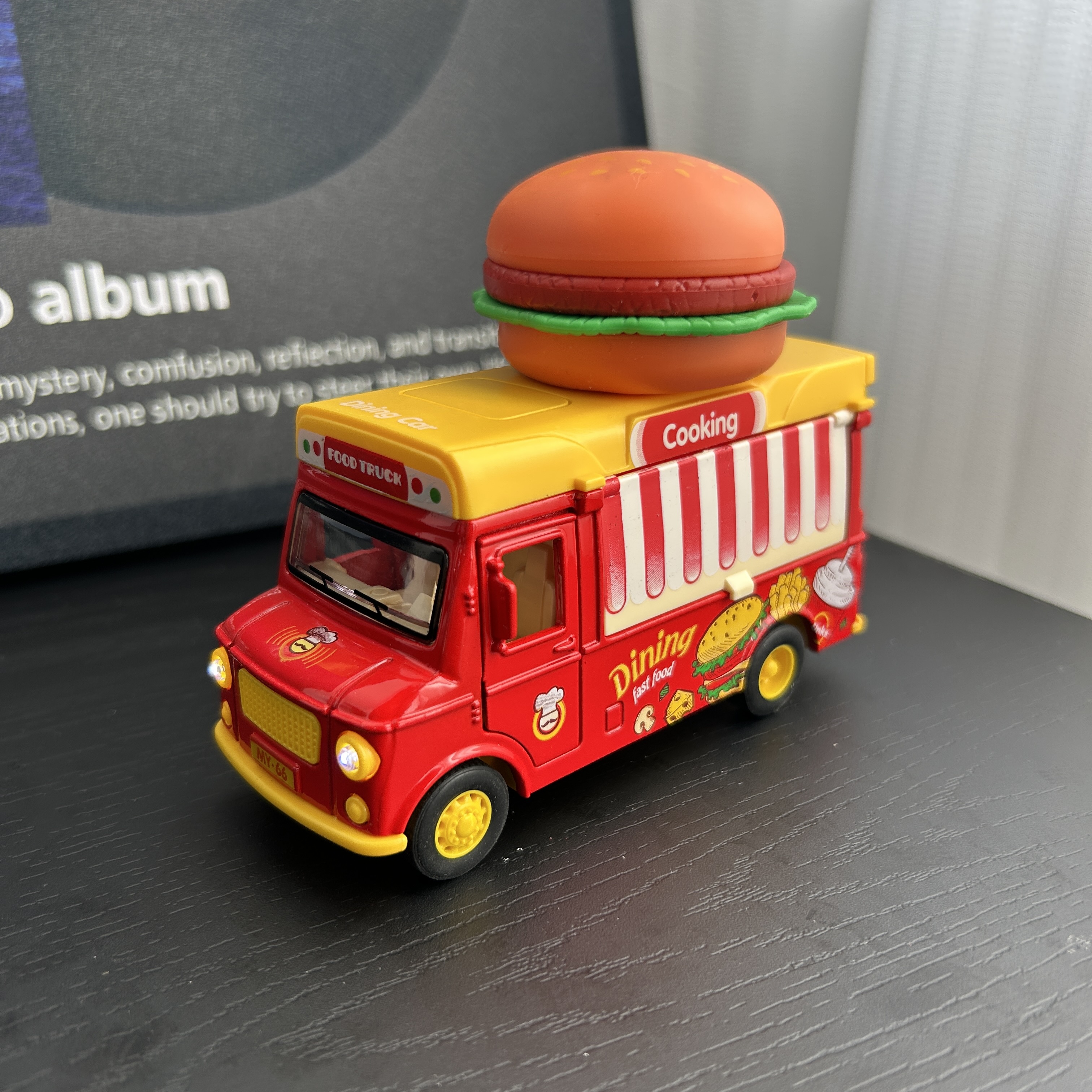 L合金声光房餐车汉堡回力车FC