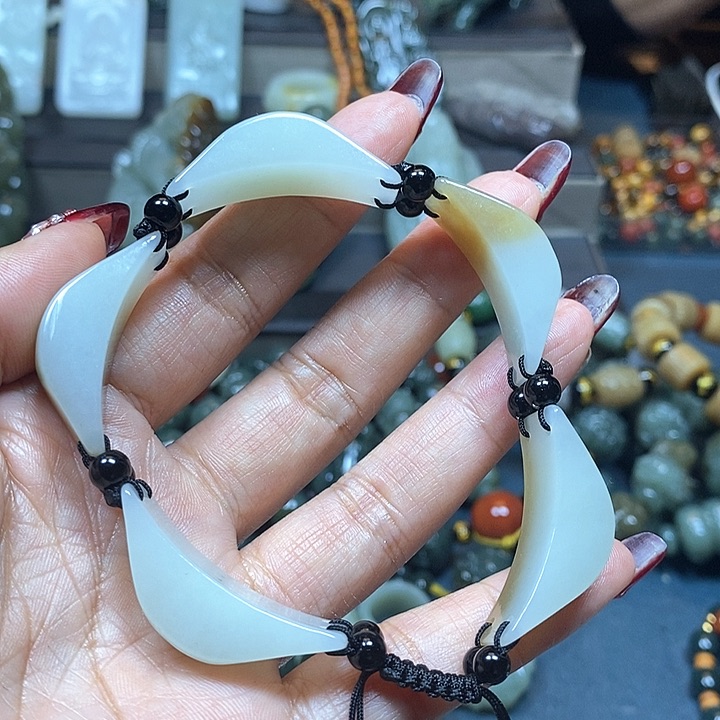 和田玉手串未镶嵌