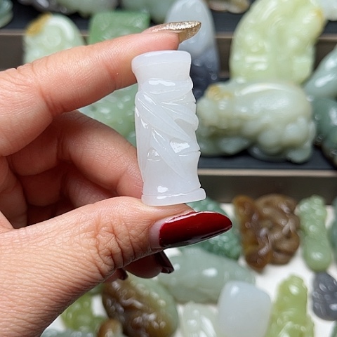 和田玉颈饰未镶嵌龍**神