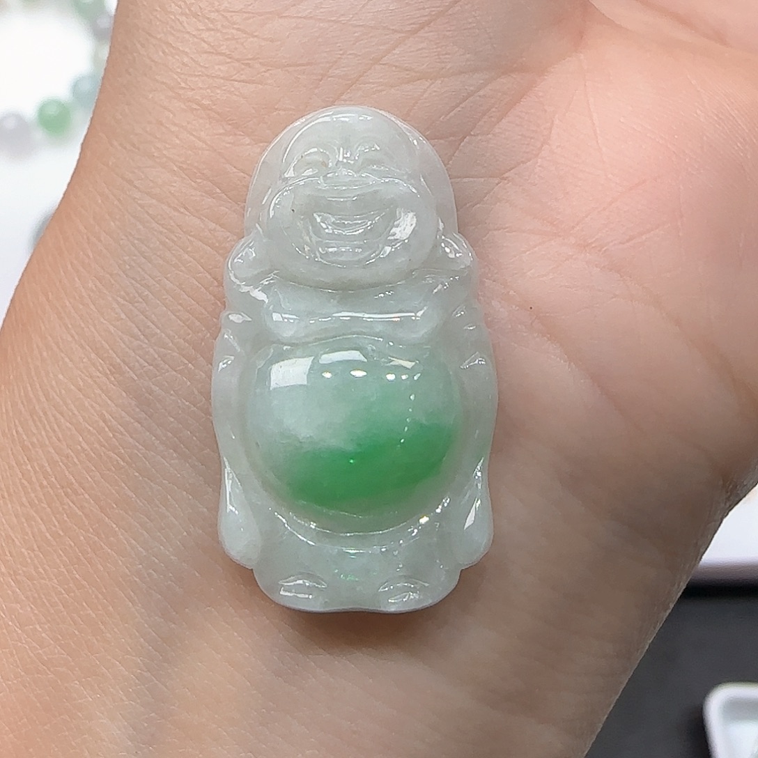 翡翠未镶嵌颈饰站佛