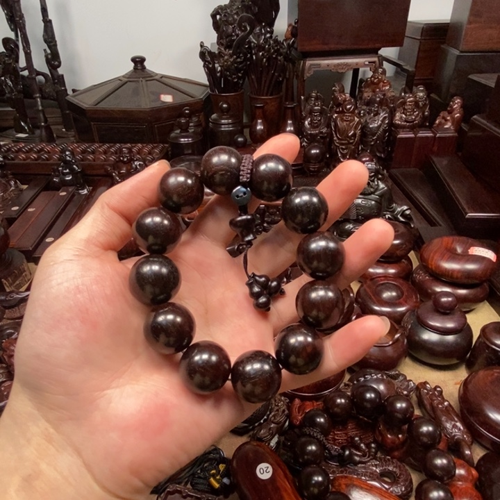 一****檀香紫檀（小叶紫檀）印度小叶紫檀2.0/69克