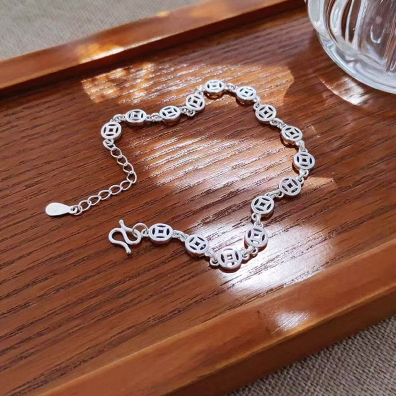 YZ012精品银饰品手串  无礼盒