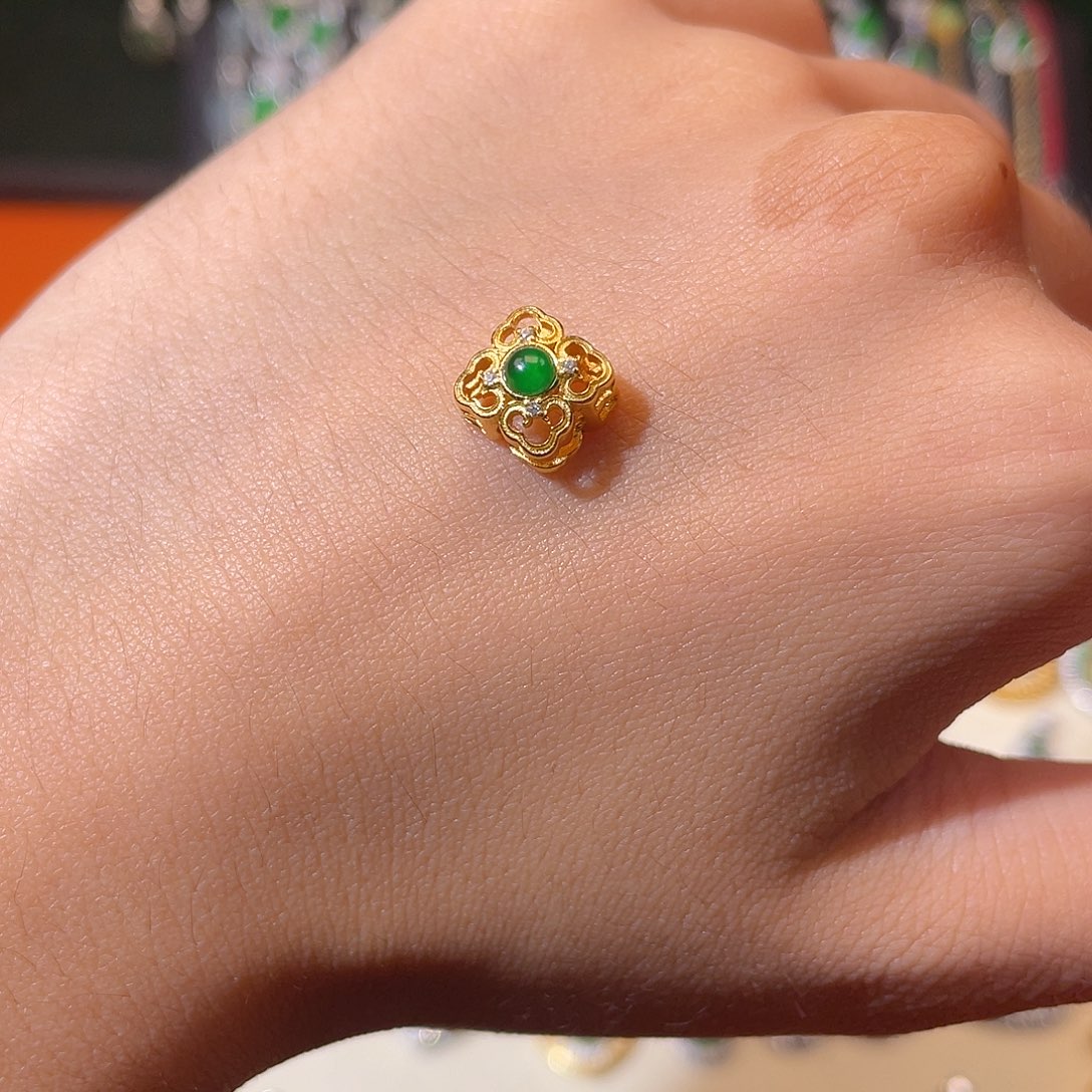 翡翠银S925镶嵌颈饰