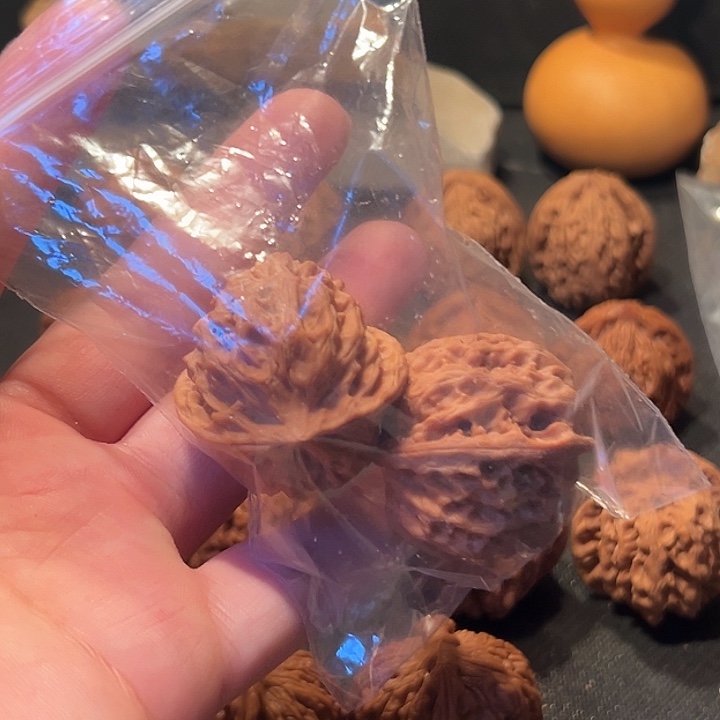 文玩核桃把件尖****长苹果园核桃35